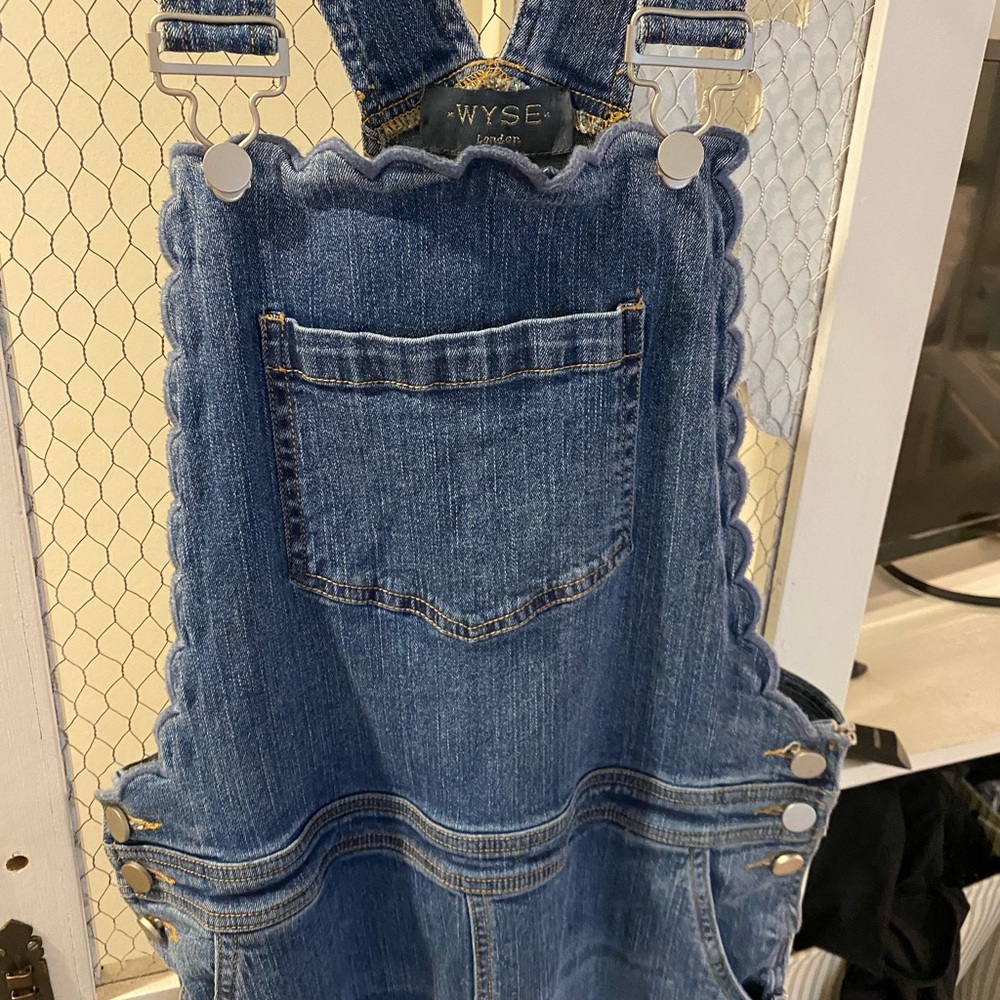 WYSE London scalloped overalls